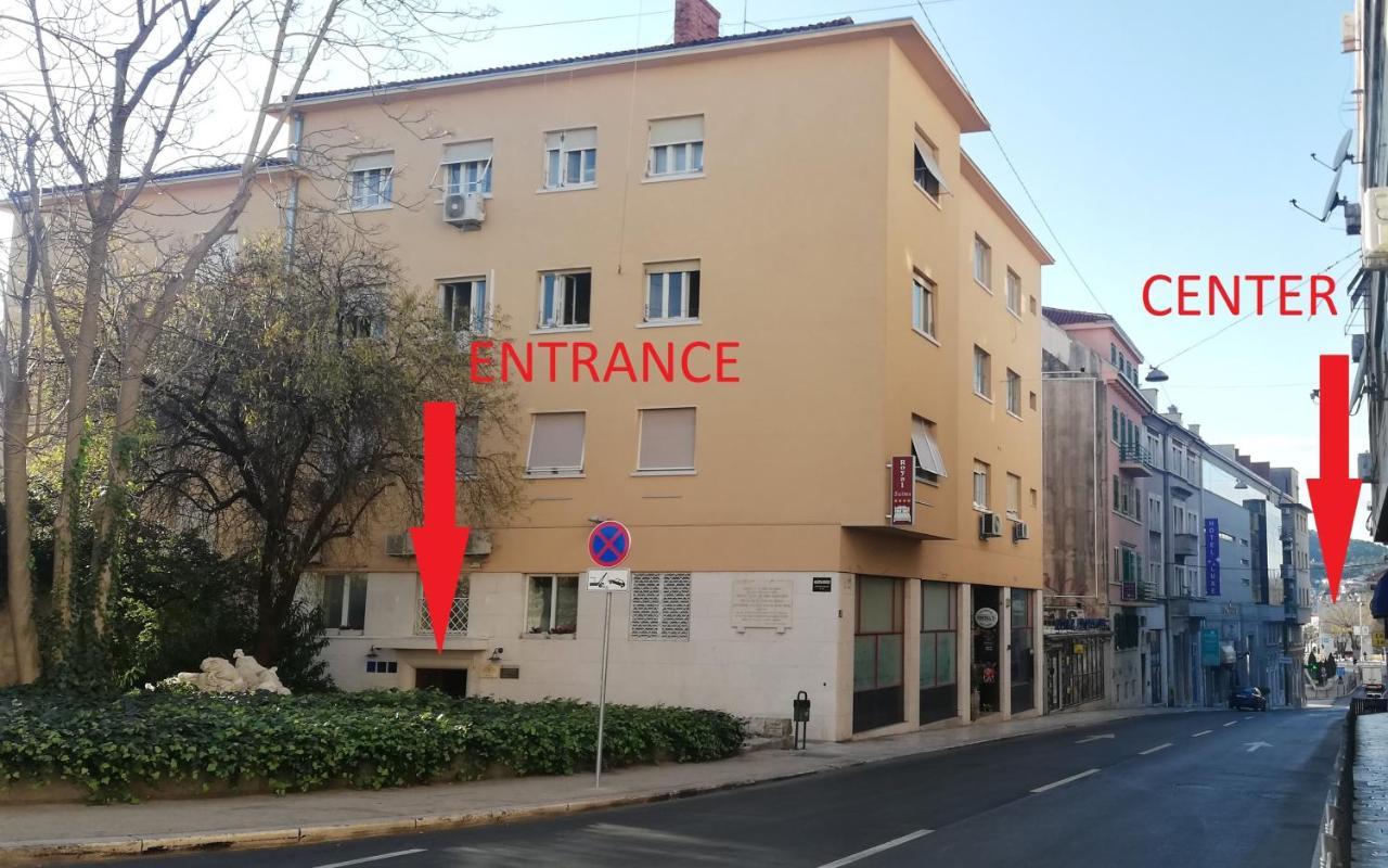 Apartments Smile Spalato Esterno foto